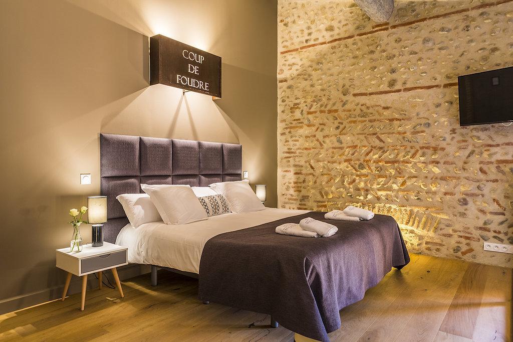 Mas Latour Lavail Guest house 2*